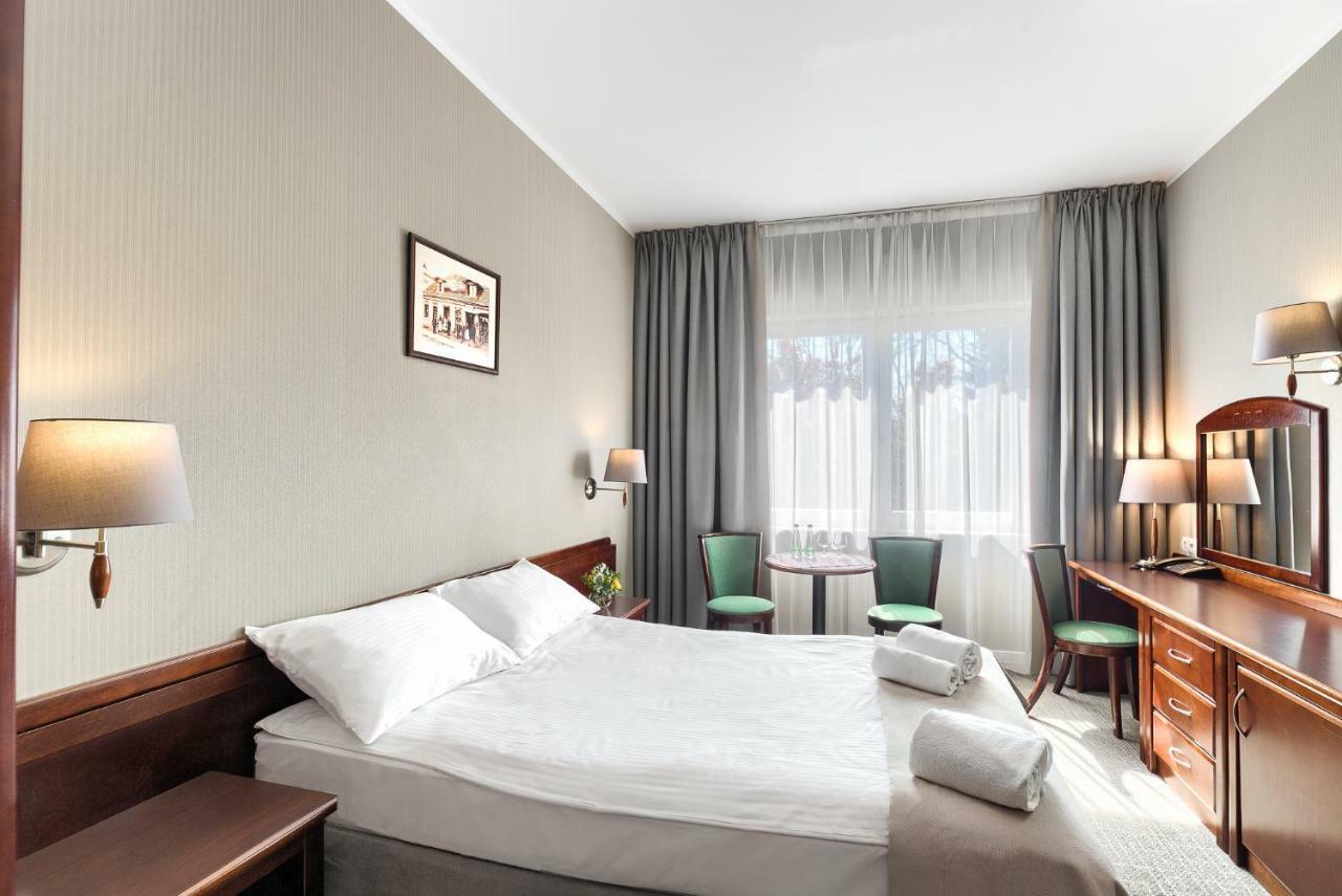 Hotel Olympic Wronki  ภายนอก รูปภาพ